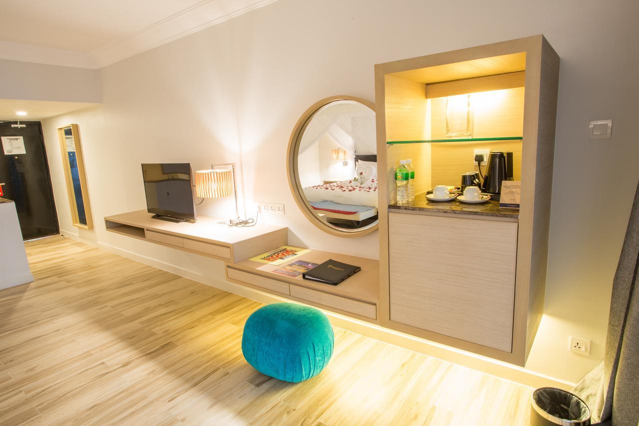 Sand&Sandals Desaru Beach Resort&Spa Exterior foto A room at the hotel
